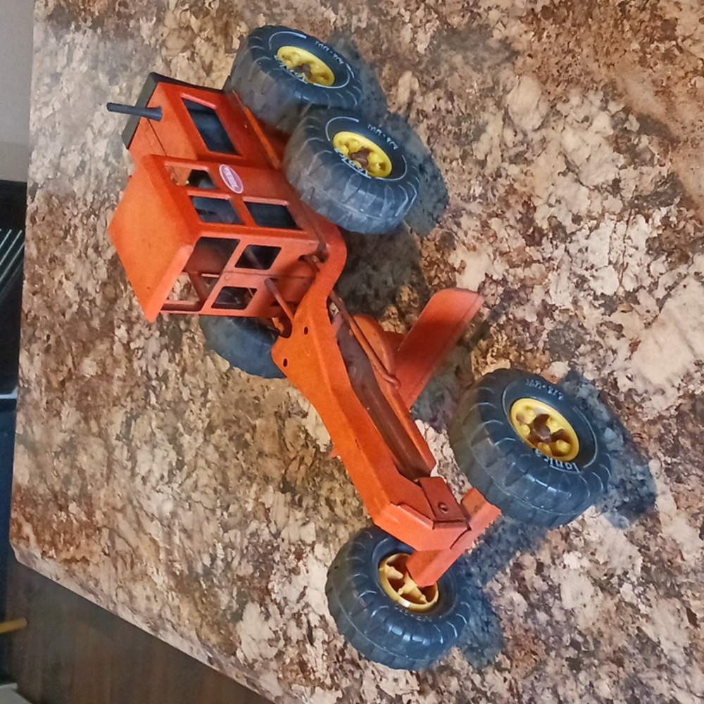 Vintage Tonka Metal Grader MR-970